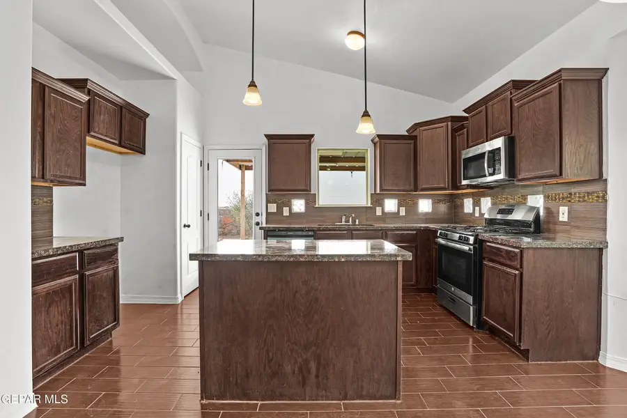 7101 N Skies, El Paso, TX 79934 - #3