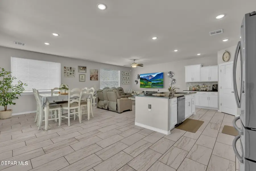 12829 Hidden Edge Drive, Horizon City, TX 79928 - #3