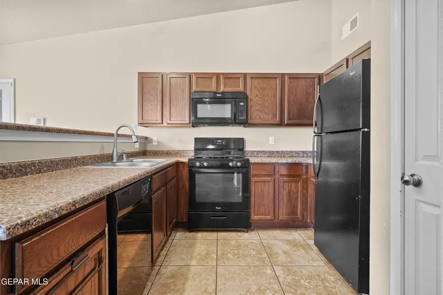 12037 Copper Mine Lane, El Paso, TX 79934 - #3