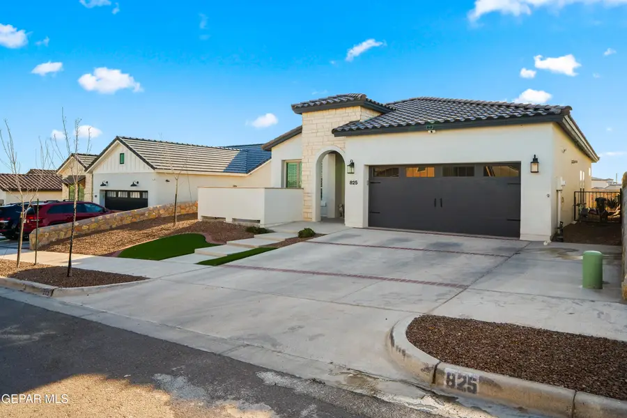 825 Acton Street, Horizon City, TX 79928 - #3