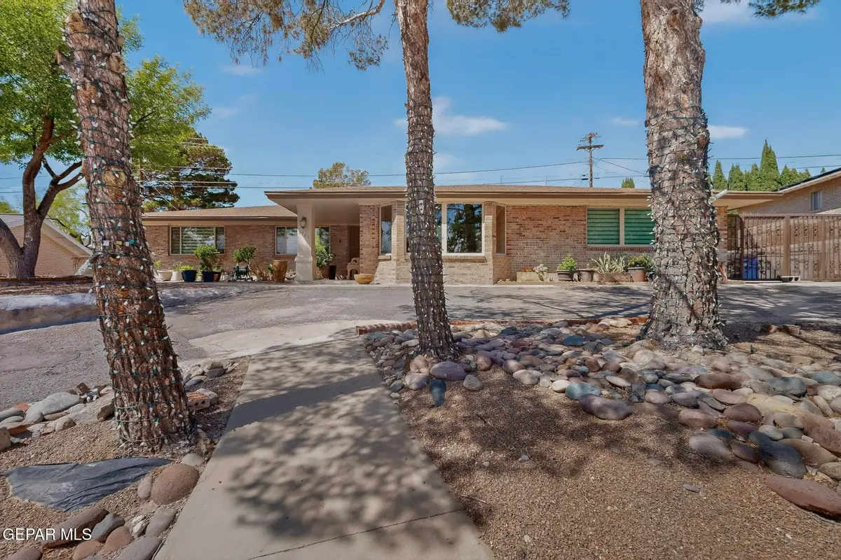 5721 Oak Cliff Drive, El Paso, TX 79912 - #1