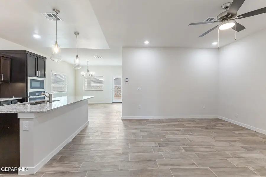 11852 Barrenkale Place, El Paso, TX 79934 - #2