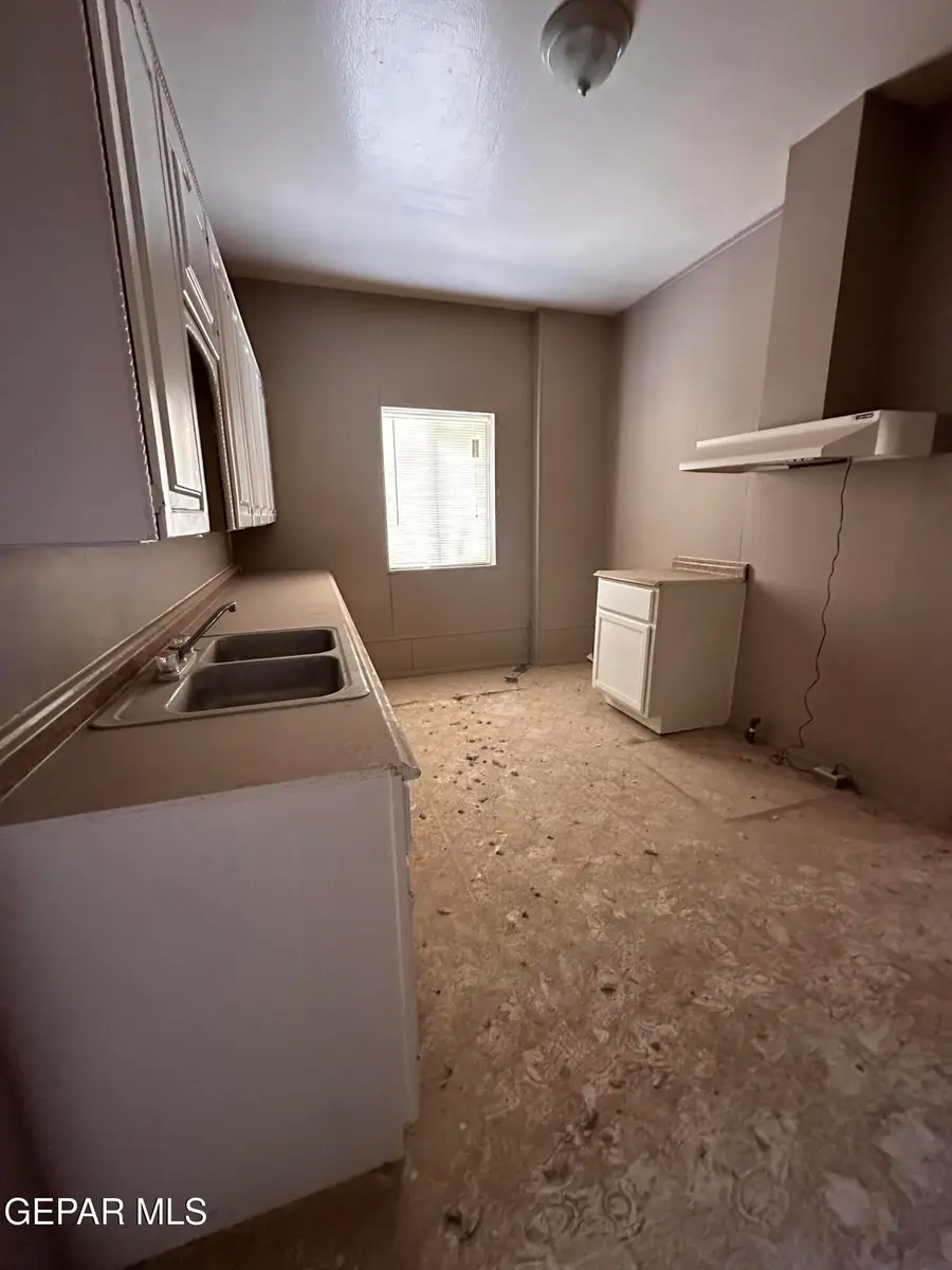 2733 San Jose Avenue, El Paso, TX 79930 - #3