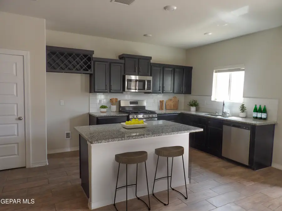 12252 Desert Wolf Avenue, El Paso, TX 79938 - #3