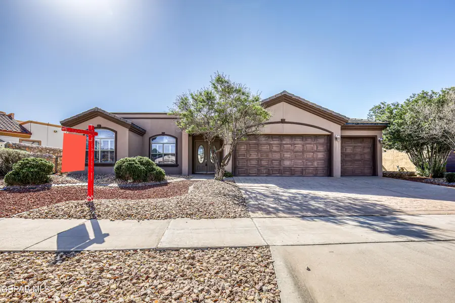 13574 Emerald Falls Drive, Horizon City, TX 79928 - #2