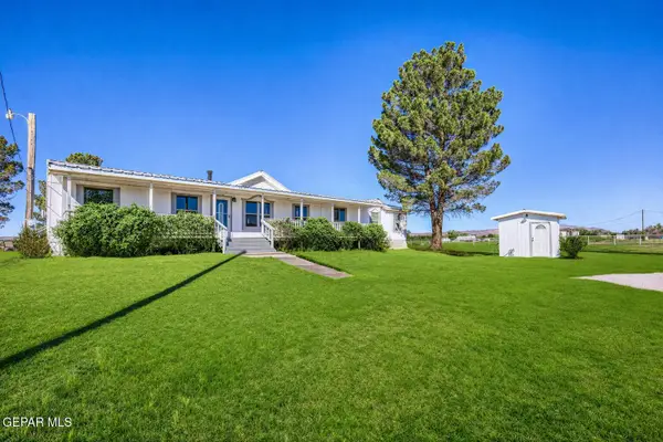 1775 Ray Luchini Drive, Las Cruces, NM 88007