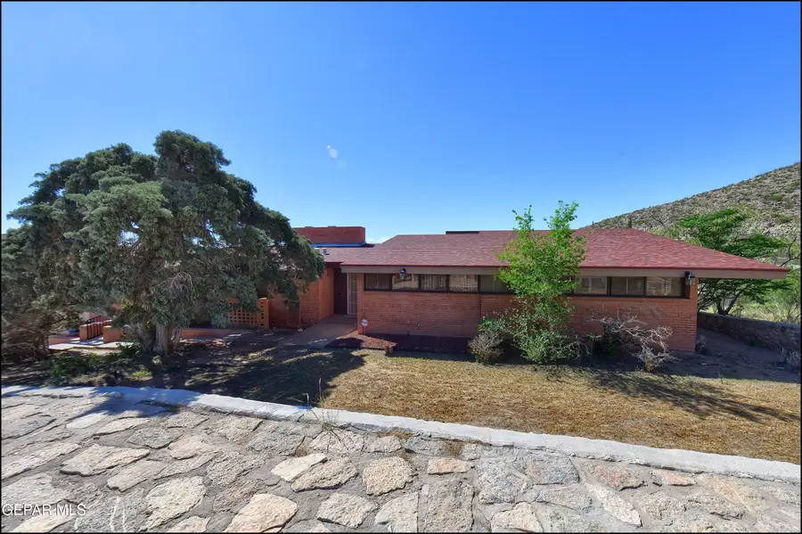 2400 Savannah Avenue, El Paso, TX 79930 - #2