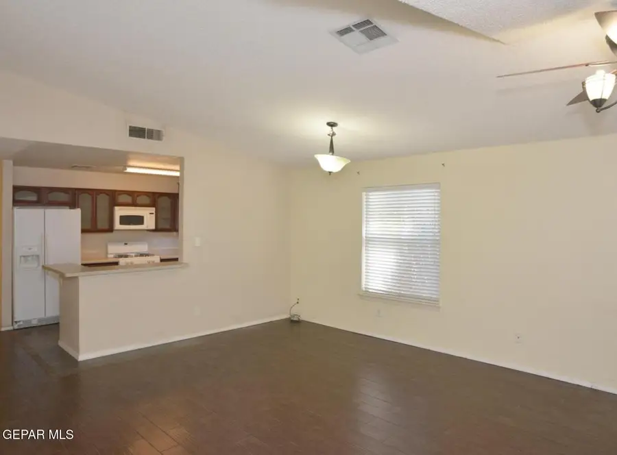 12144 Saint Laurence Avenue, El Paso, TX 79936 - #2