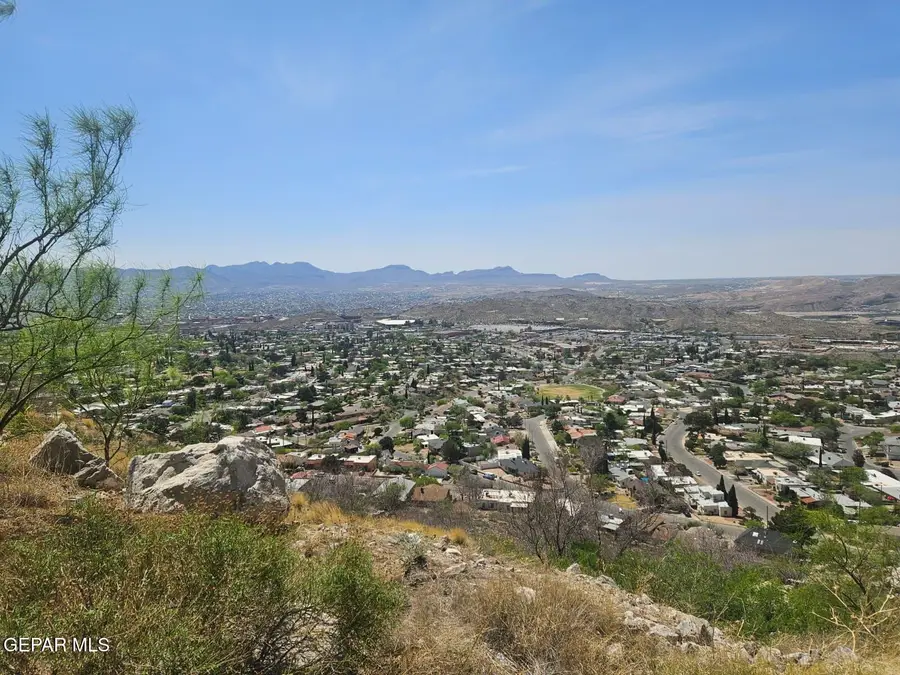 25 Silent Crest Drive, El Paso, TX 79902 - #3