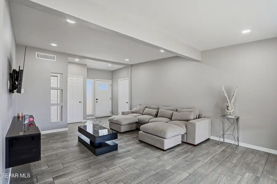 313 Mardi Gras Drive, El Paso, TX 79912 - #3