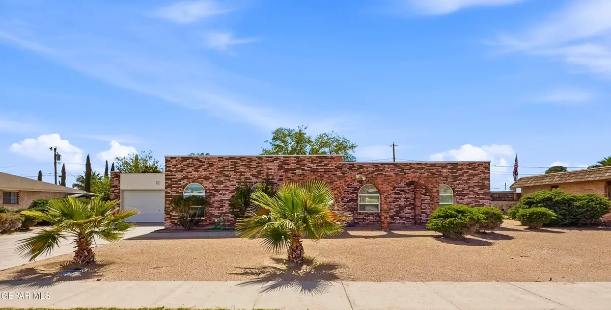 16007 Darrington Road, Horizon City, TX 79928 - #1