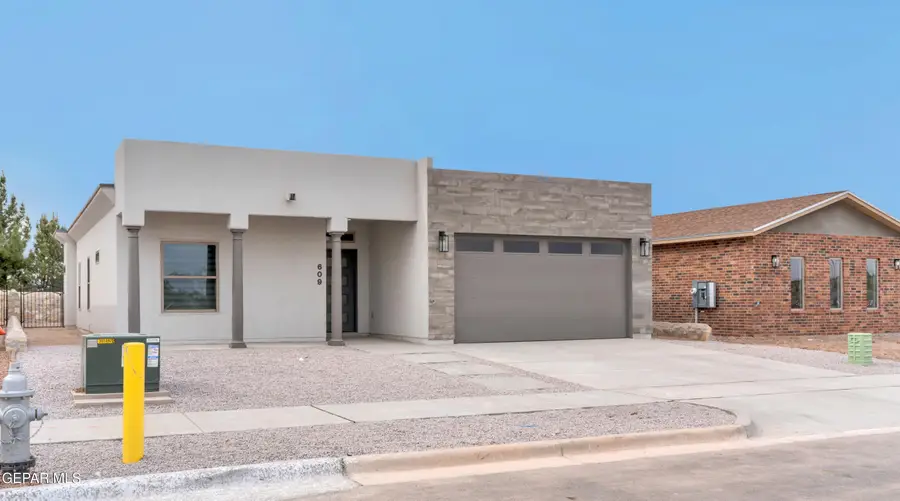 609 San Carlos Court, Fabens, TX 79838 - #2