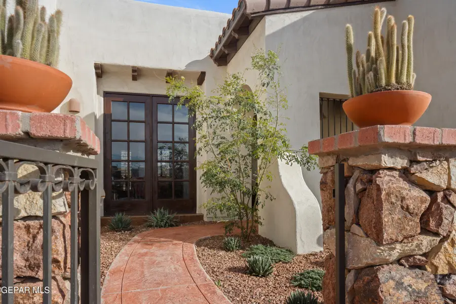 6252 Franklin Ridge Drive, El Paso, TX 79912 - #3