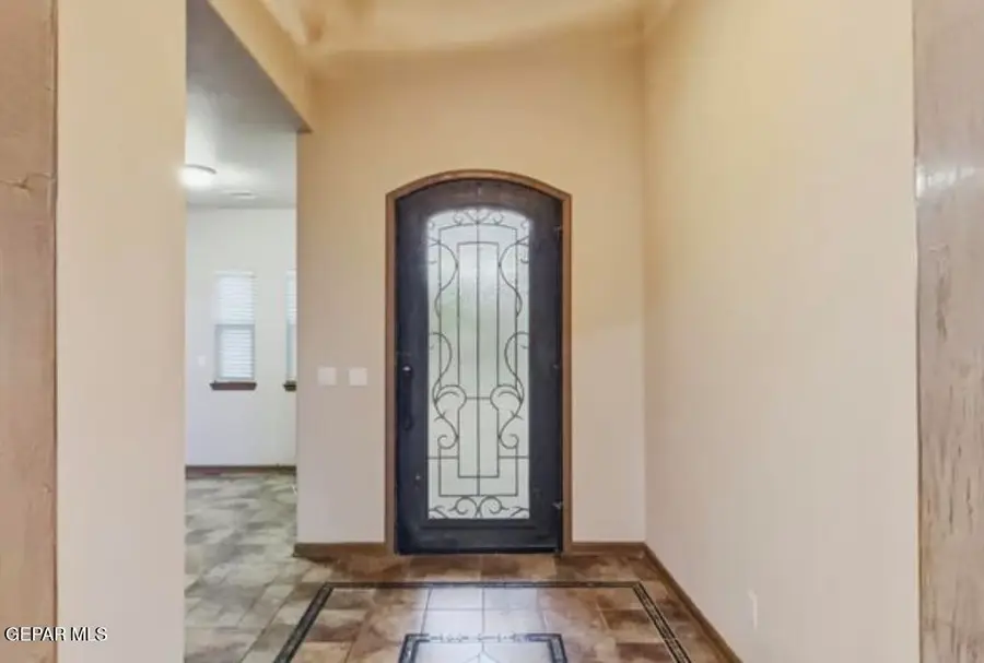 12152 Chapel Hill Road, Horizon City, TX 79928 - #3