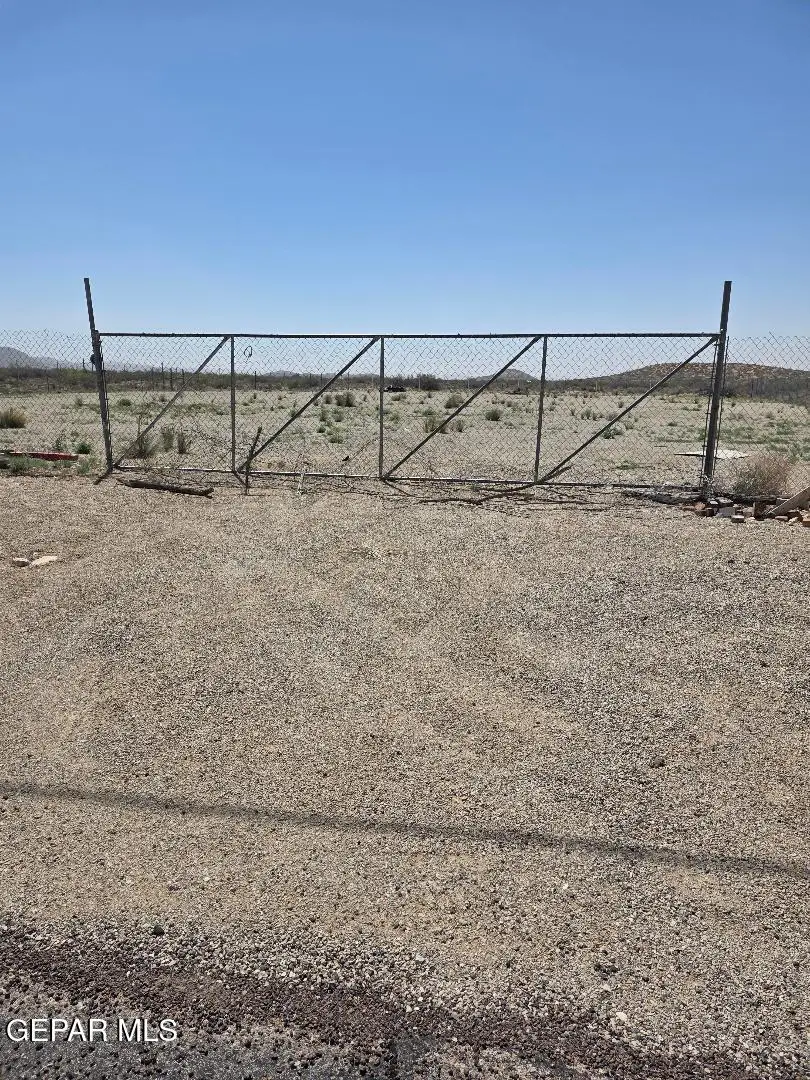 16630 Montana Avenue, Clint, TX 79836 - #3