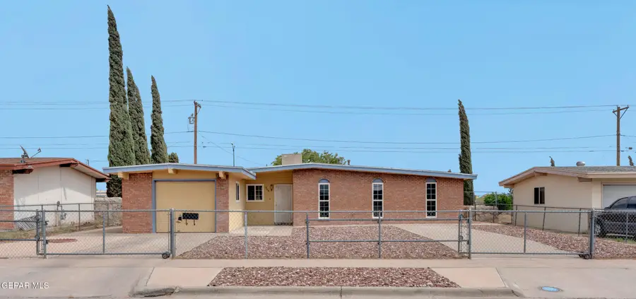 944 Mallett Street, El Paso, TX 79907 - #2