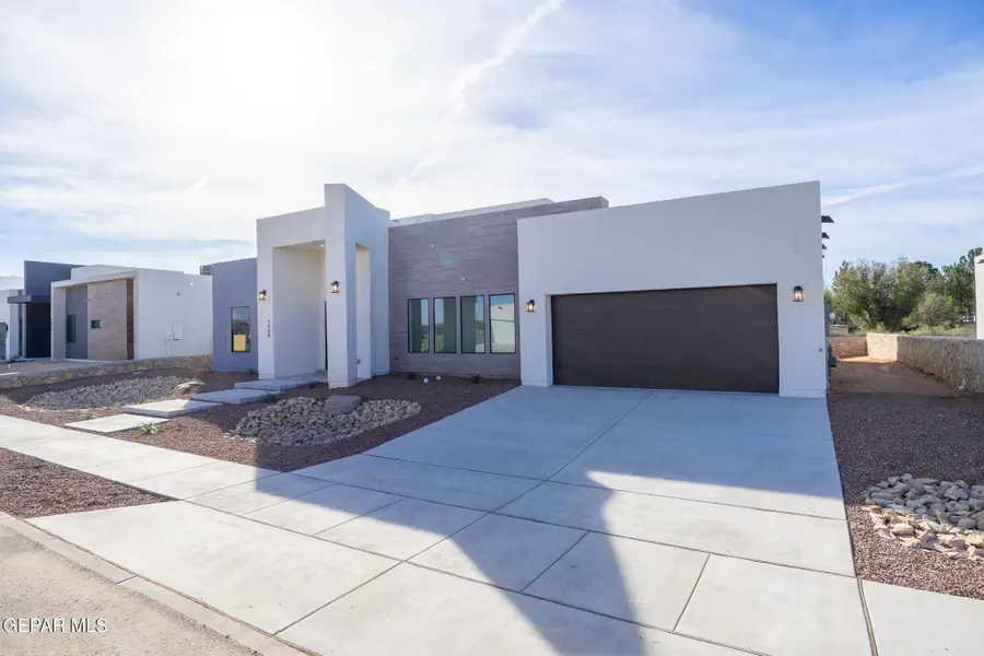 5660 Rio Bonito Circle, El Paso, TX 79932 - #3