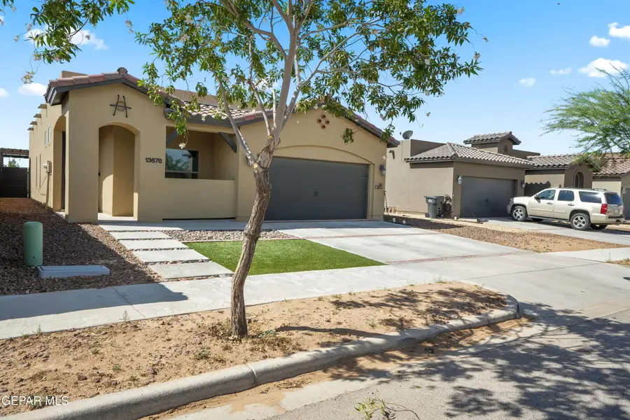 13676 Samlesbury Avenue, Horizon City, TX 79928 - #3