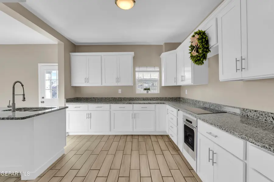 2315 Portland Avenue, El Paso, TX 79930 - #3