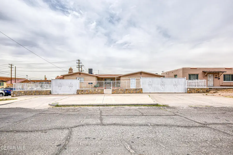 3428 Nashville Avenue, El Paso, TX 79930 - #3