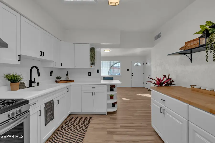 724 Spalding Way, El Paso, TX 79907 - #2