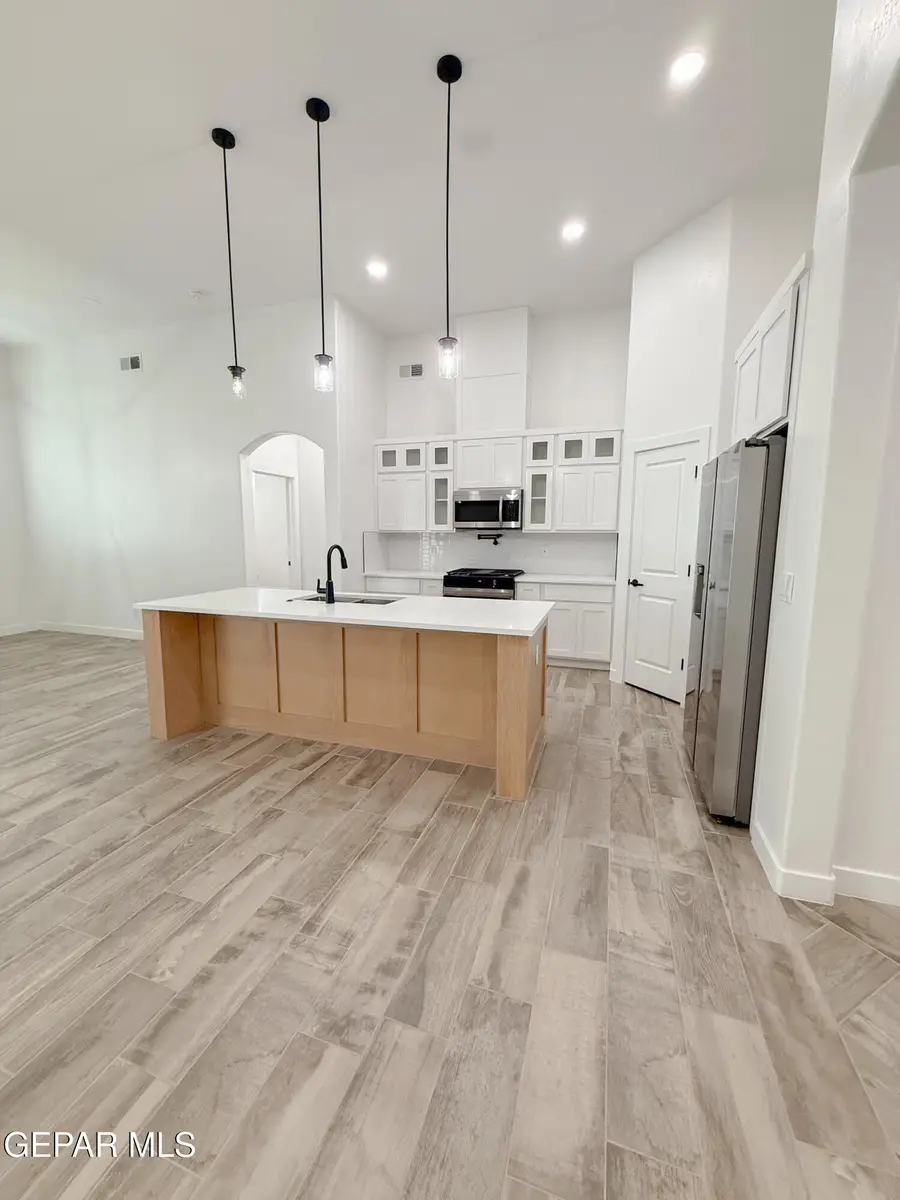 874 Harpendem Drive, Horizon City, TX 79928 - #3