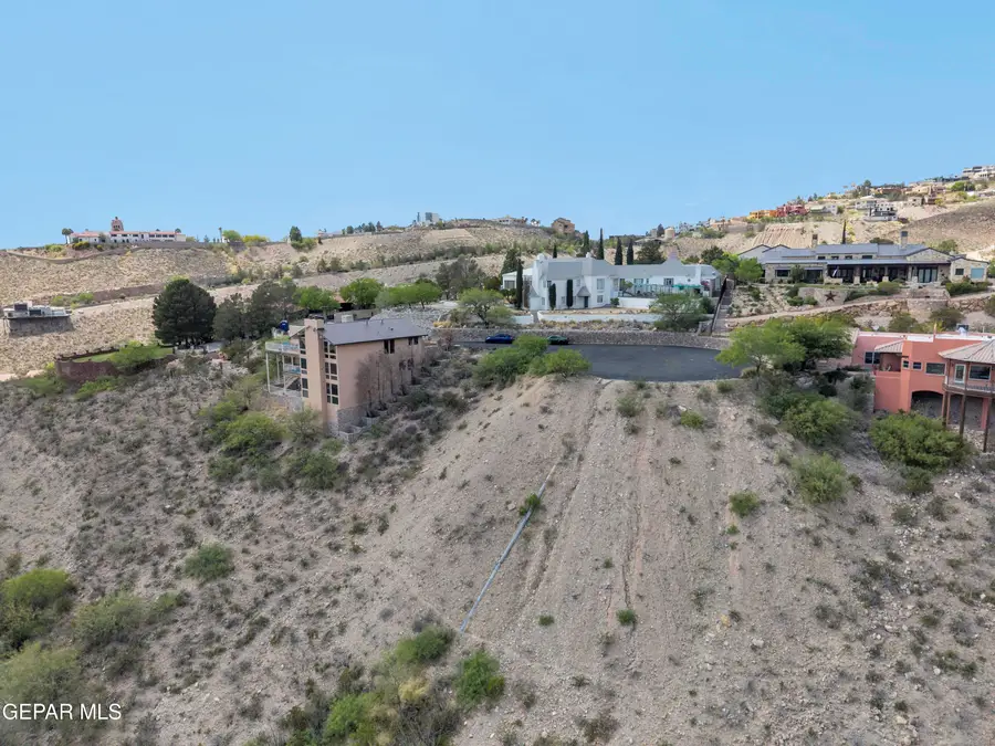 18 Goodwin Drive, El Paso, TX 79902 - #2