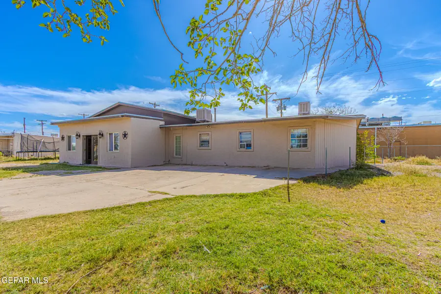 9966 Melissa Circle, Socorro, TX 79927 - #3
