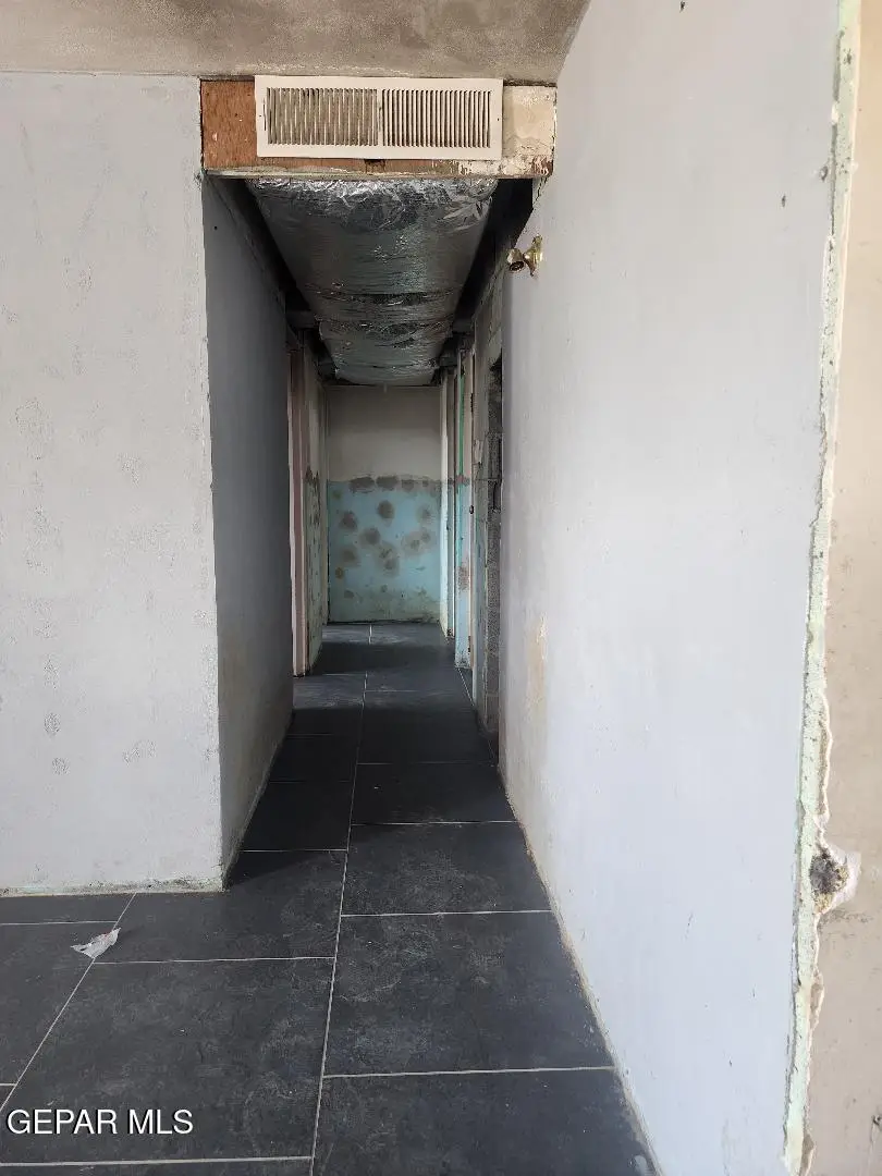 7408 Mimosa Avenue, El Paso, TX 79936 - #3