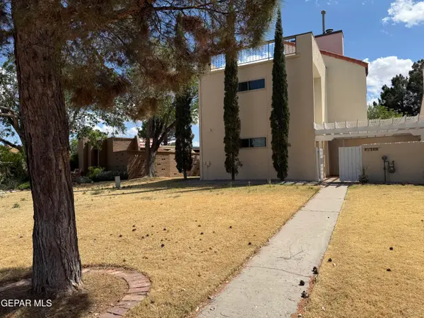 136 Feather Moon Drive, Santa Teresa, NM 88008