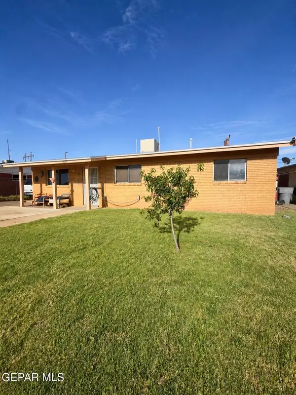 10356 Sherwood Drive, El Paso, TX 79924
