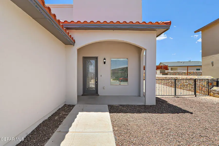 6056 Cinnamon Park Street, Santa Teresa, NM 88008 - #3