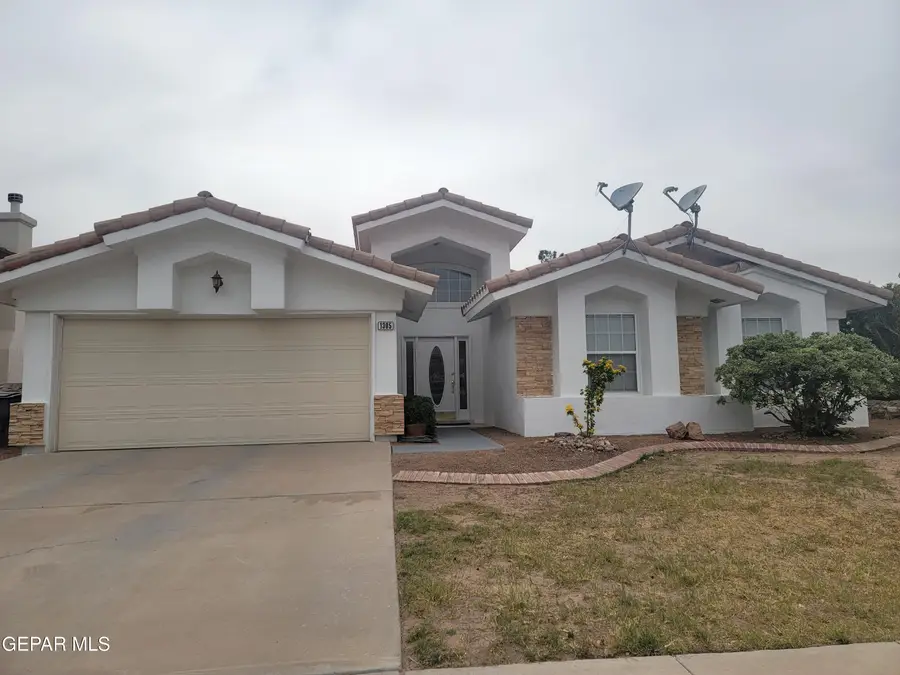 1305 Trail Ridge Drive, El Paso, TX 79912 - #2