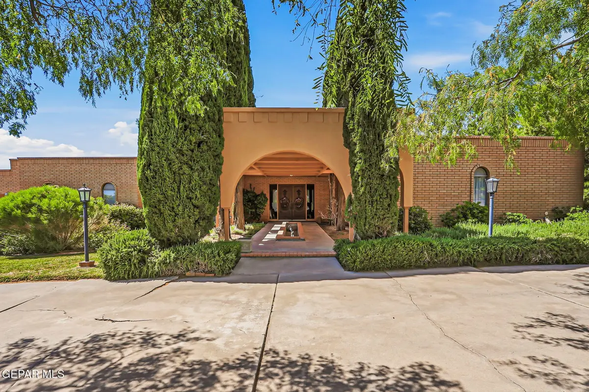 905 Singing Hills Drive, El Paso, TX 79912 - #1