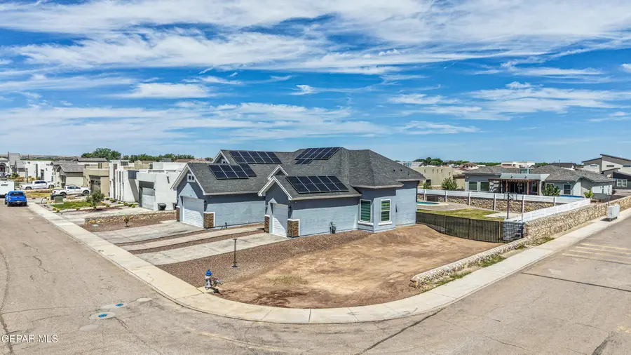 301 Rio De Jazmin Circle, El Paso, TX 79932 - #3