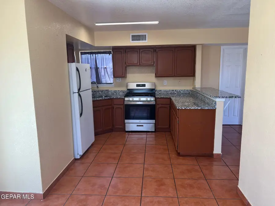 12120 Yvonne Richardson Avenue, El Paso, TX 79936 - #3
