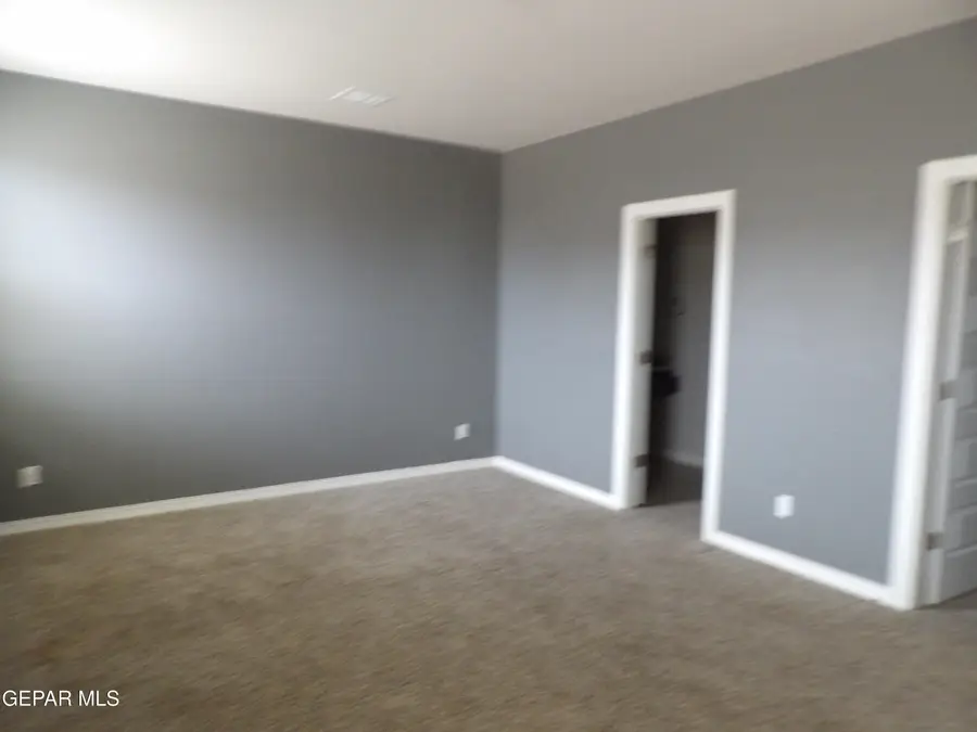 6088 Hidden Row Avenue, El Paso, TX 79924 - #3