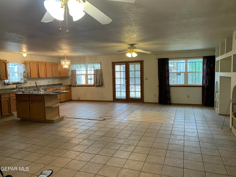 4620 Capricorn Drive, El Paso, TX 79924 - #3