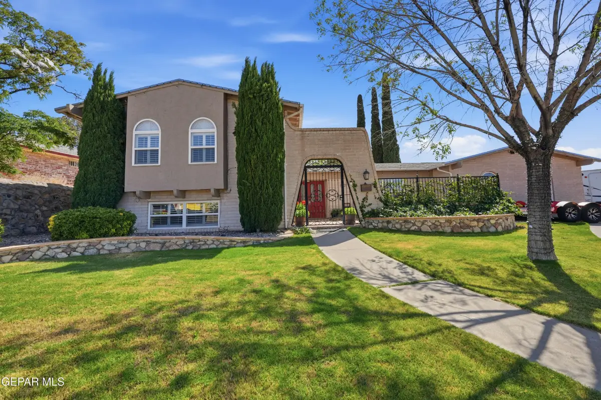 6416 Los Robles Drive, El Paso, TX 79912 - #1
