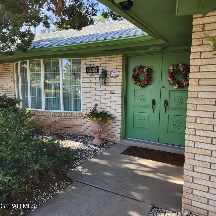 3229 Titanic Avenue, El Paso, TX 79904 - #2