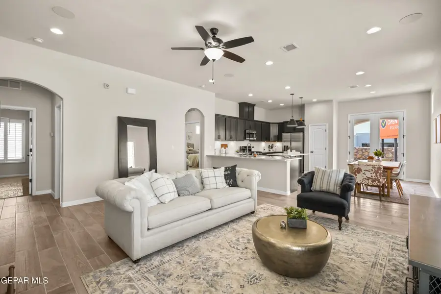 605 Bluegruff Street, Horizon City, TX 79928 - #3