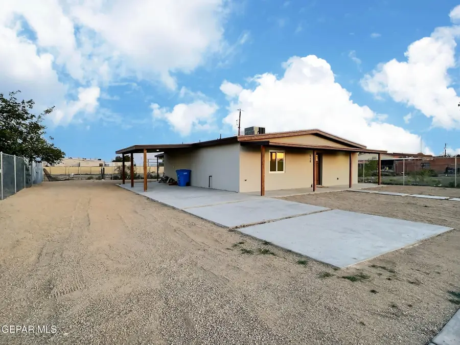510 Lisa Diane Road, Socorro, TX 79927 - #3