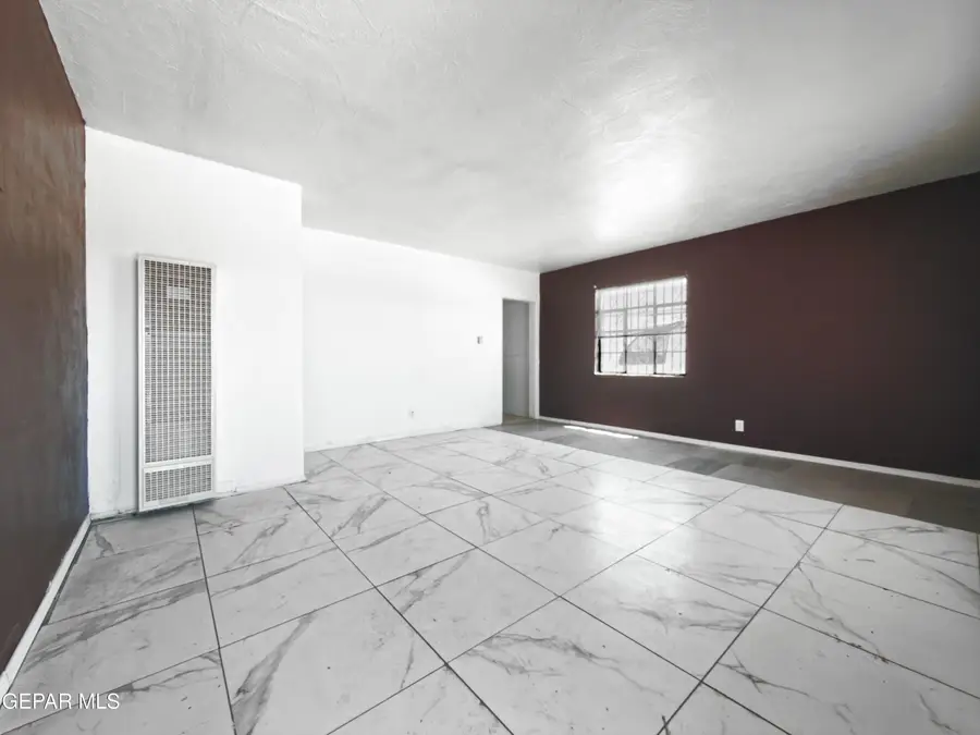816 Cardon Street, El Paso, TX 79903 - #3
