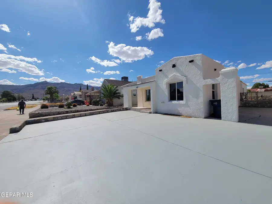 3711 Fort Boulevard, El Paso, TX 79930 - #2