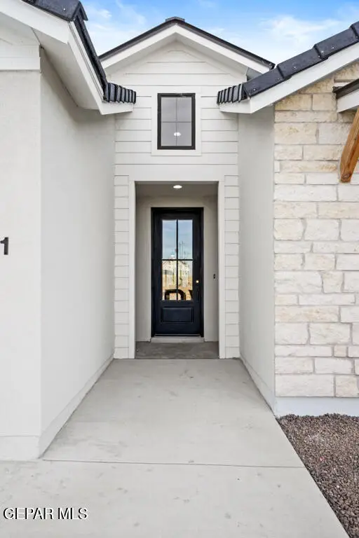 609 Curleaf Court, Horizon City, TX 79928 - #2