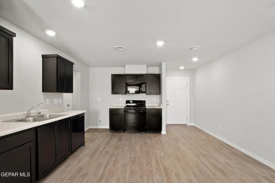 14256 Star Cactus Avenue, Horizon City, TX 79928 - #3