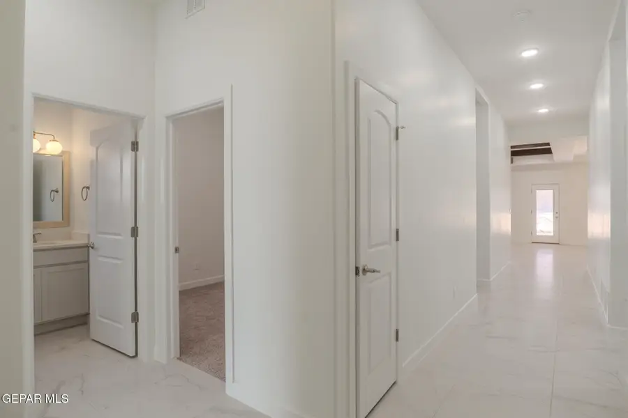 13893 Sky Harbor Avenue, El Paso, TX 79928 - #3
