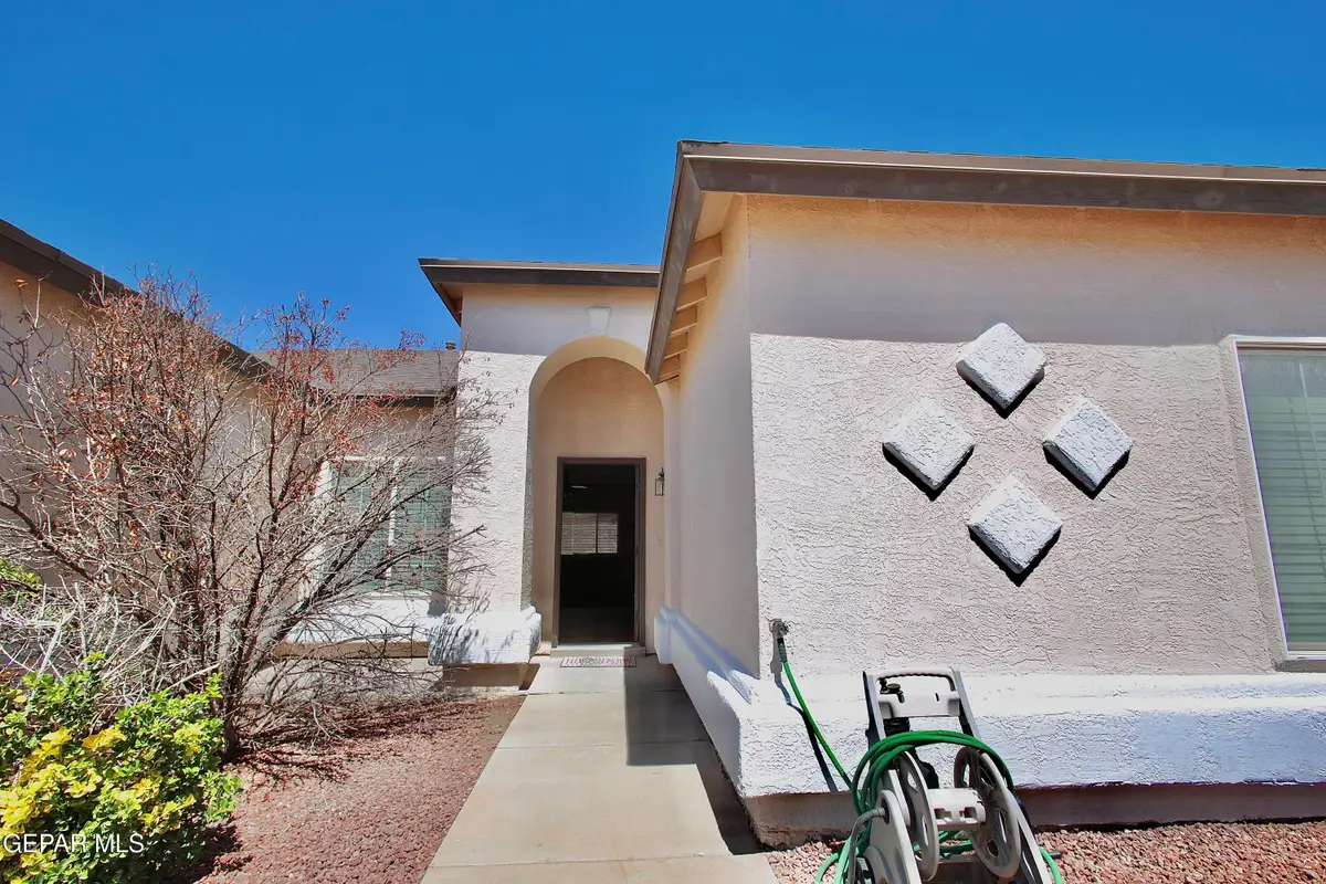 6828 Jordyn Emily Lane, El Paso, TX 79932 - #1