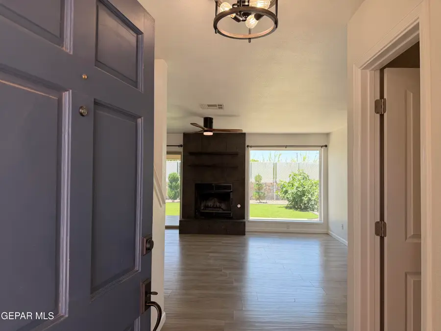 617 Colchester Drive, El Paso, TX 79912 - #3