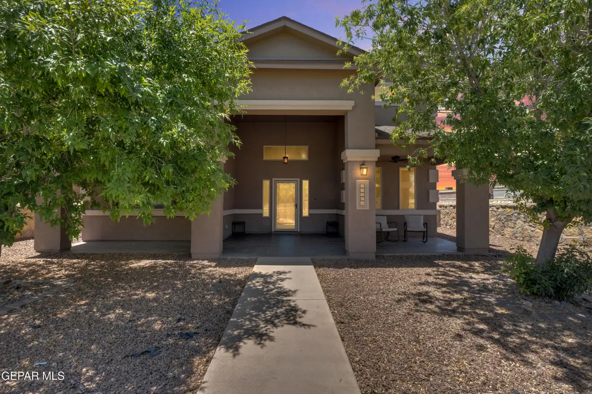 2076 Robert Minnie A Place, El Paso, TX 79938 - #1